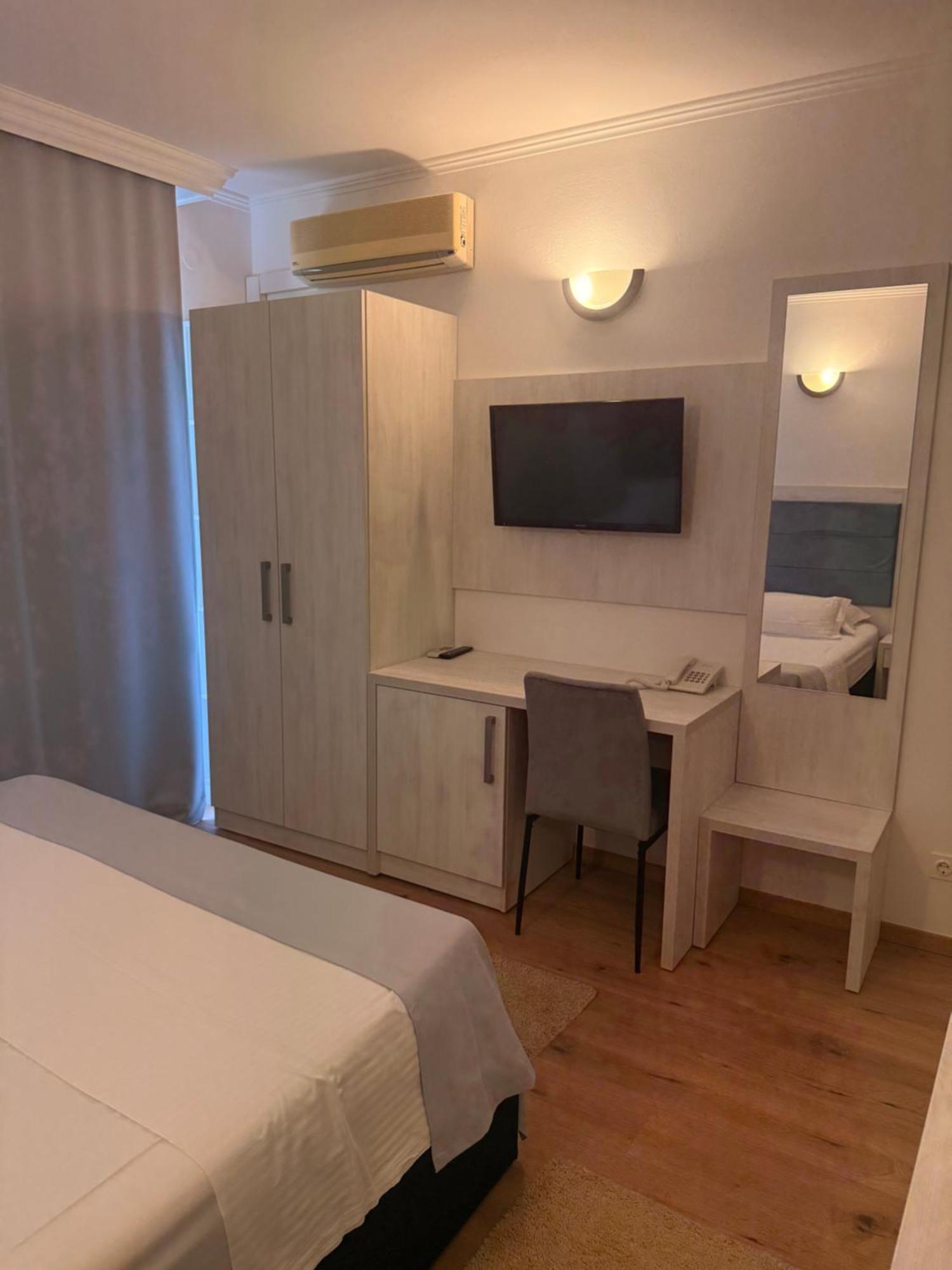 Hotel Marinko Zadar Buitenkant foto